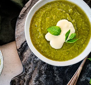 Privé: Broccoli-aardappelsoep met biologische kaas