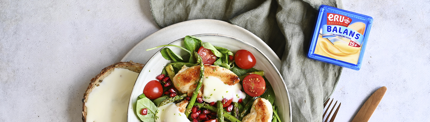 Maaltijdsalade krokante kip met magere dressing