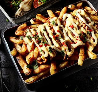 Privé: Loaded fries met gehakt en gerijpte kaas