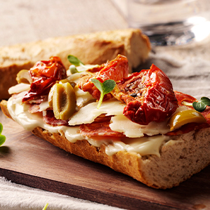 Broodje met chorizo, gesmolten roquefort en manchego