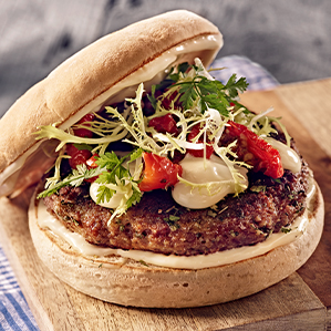 French burger met gesmolten roquefort